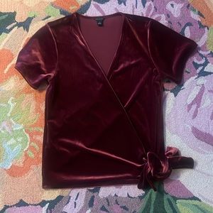 VELVET WRAP SHORT SLEEVED BLOUSE - ANN TAYLOR, COMFORTABLE, FLATTERING, PRETTY